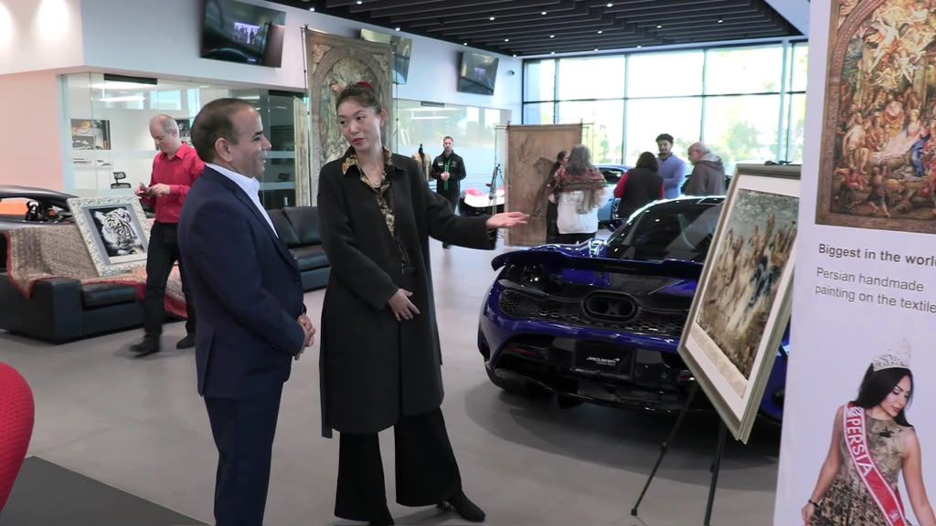 McLaren Showroom, Newport Beach gallery image